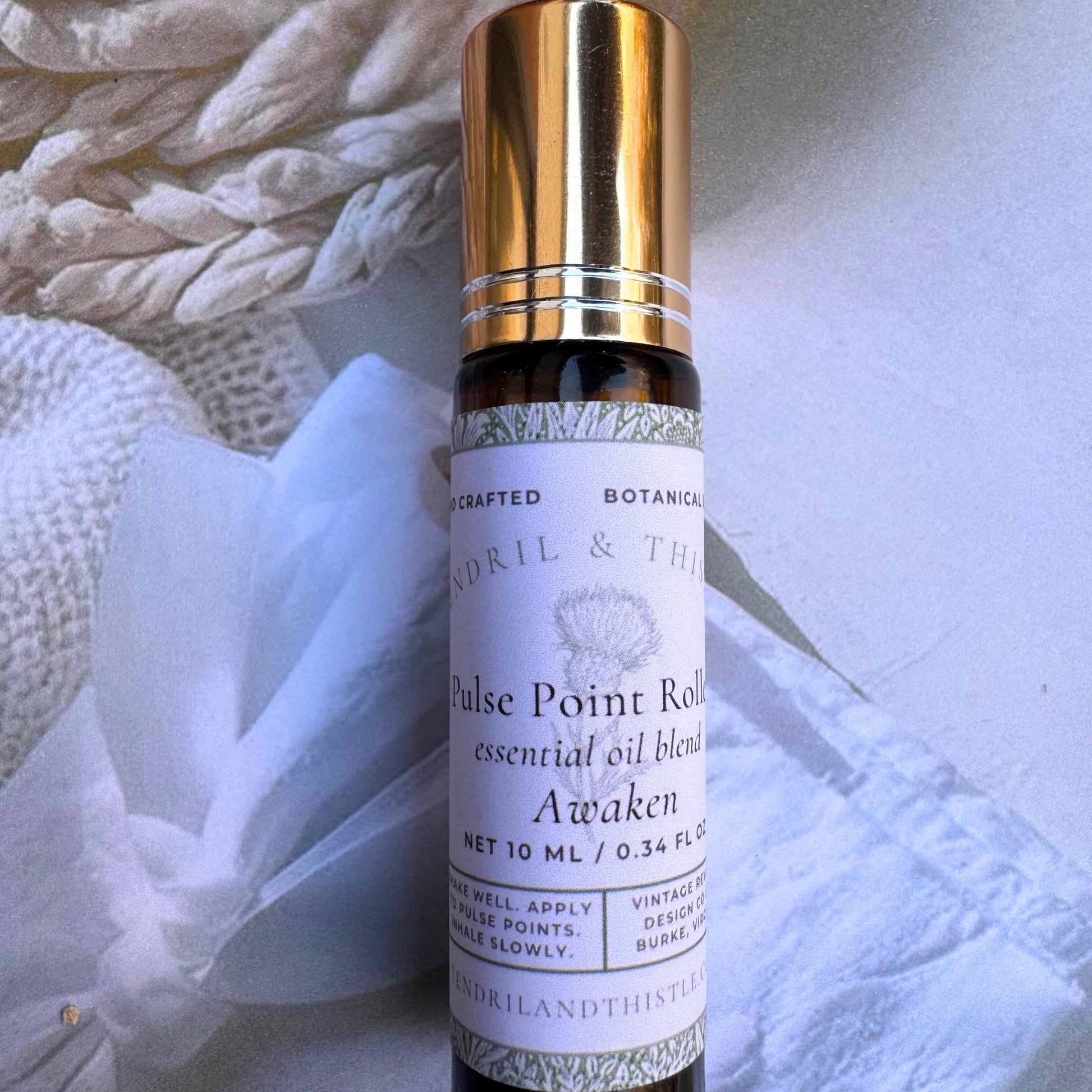 PAUSE - Essential Oil 10 ml Pulse Point Roller - Tendril & Thistle